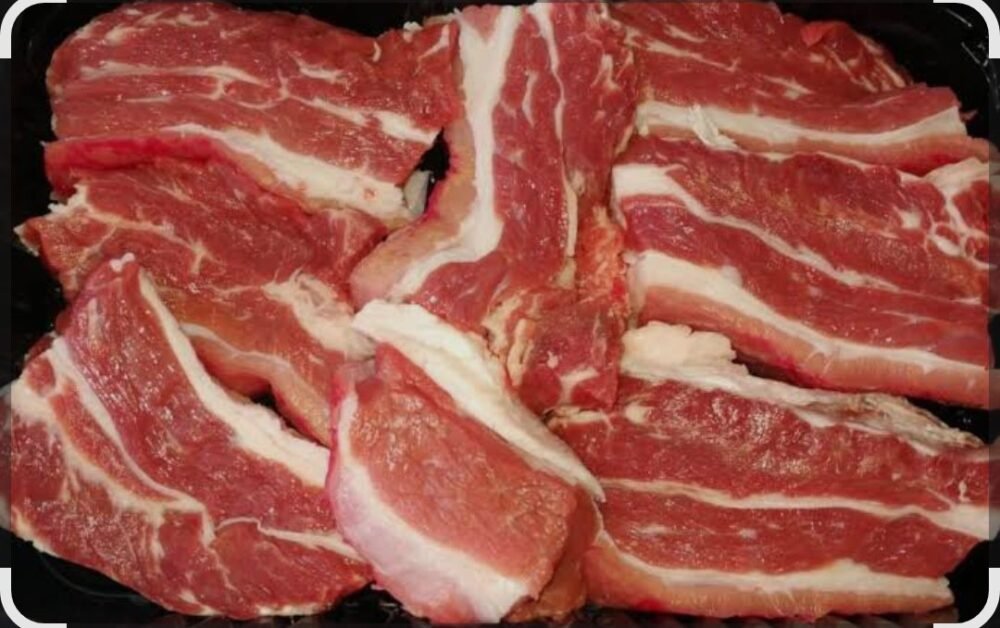 لحم خضار بلدي صعيدي احمر ( خفيف الدسم )